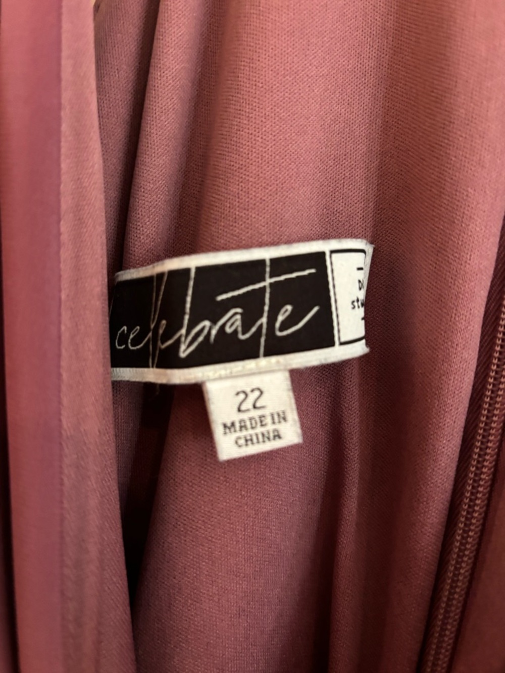 Women’s Mauve Twist-Front Formal Maxi Dress - Picture 3 of 10